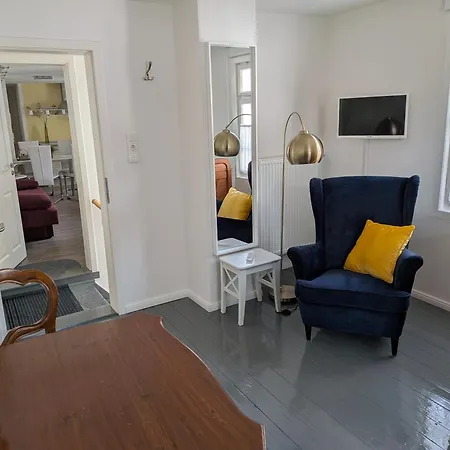 Scheibel Mit 2 Schlafzimmer באד וויבל