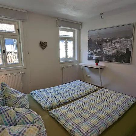Scheibel Mit 2 Schlafzimmer דירה באד וויבל